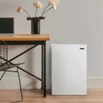 Magic Chef Mini Fridge, 4.4 Cu Ft, White - Image 4