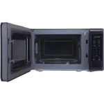 Magic Chef®  Microwave with Digital Display, 0.7 Cu Ft, 700 Watts, Black - Image 3