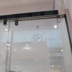 Modern Luxury Shower Door Enclosure Frameless Tempered Glass for Hotel Bathroom Sliding Design Glass Bathroom Screens - Image 5